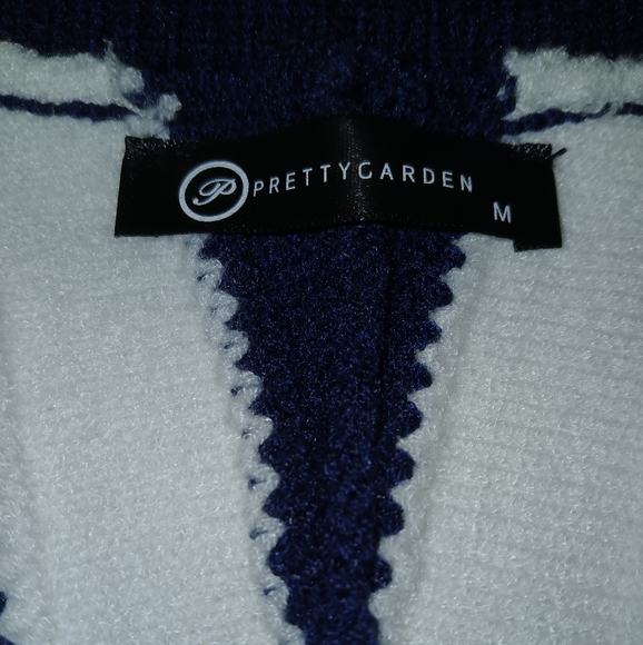 NWOT•PRETTYGARDEN•Women's (M) NAVY/WHITE STRIPE•SWEATER - Picture 7 of 7